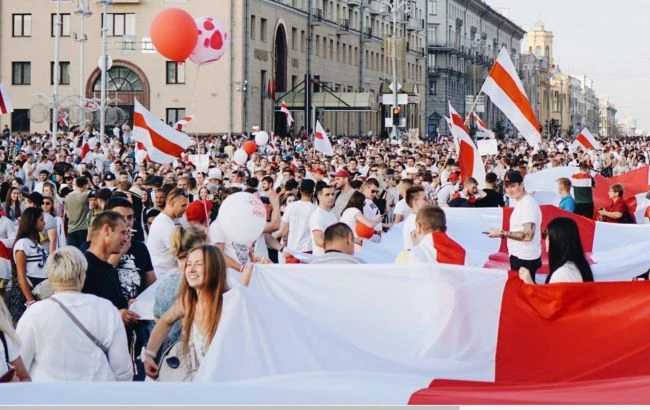 Білоруська опозиція створює власні 