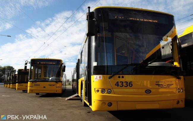 У Києві змінили графік руху транспорту через матч Україна - Іспанія