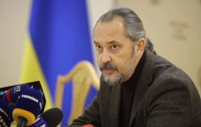 Суддя КСУ і глава НАЗК поскандалили в прямому ефірі: риторика 37-го року