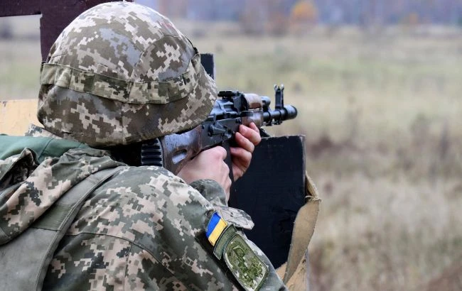 Бойовики стріляли з гранатомета поблизу Авдіївки та Новолуганського