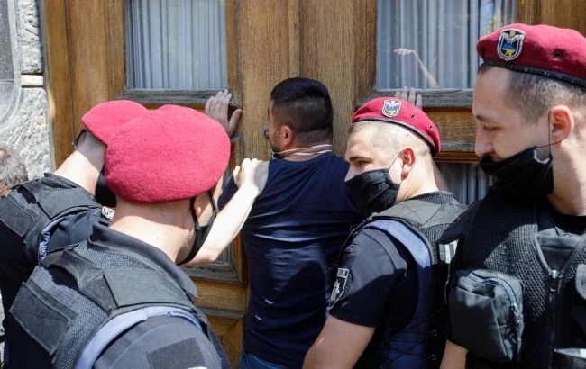 У Києві затримали двох учасників збройних формувань Росії