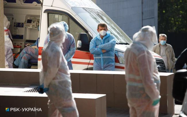 У шести областях України лікарняні ліжка заповнені більш ніж на 70%