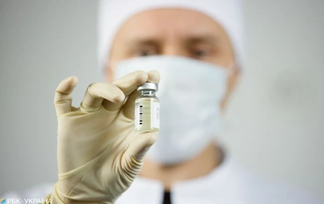ВООЗ перевірить якість російської вакцини від коронавірусу
