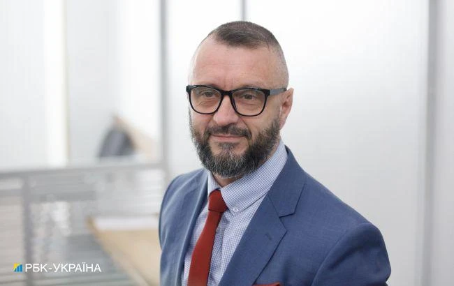 Суд продовжив запобіжний захід Антоненку у справі Шеремета