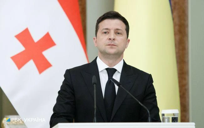 Зеленський пояснив критику Макрона та Меркель: різкістю повертаємо суб'єктність Україні