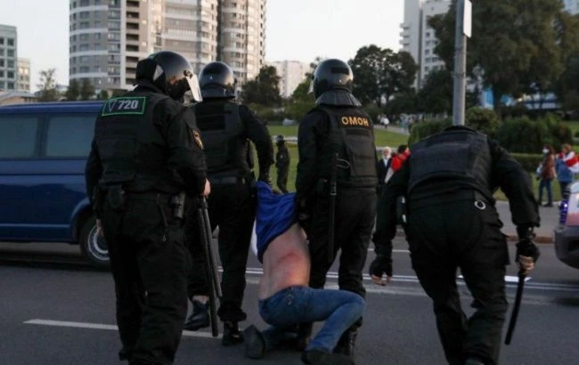 В Білорусі затримали понад 580 протестувальників