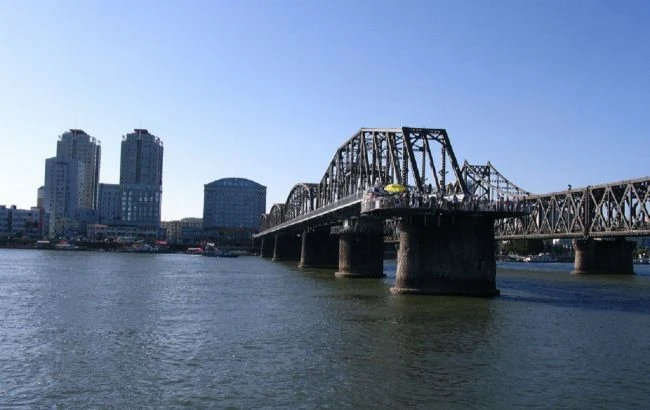 КНДР замінувала кордон з Китаєм через COVID-19, - розвідка Сеула