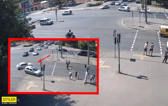 В Одесі сталася ДТП, яка врятувала життя багатьох людей (відео)