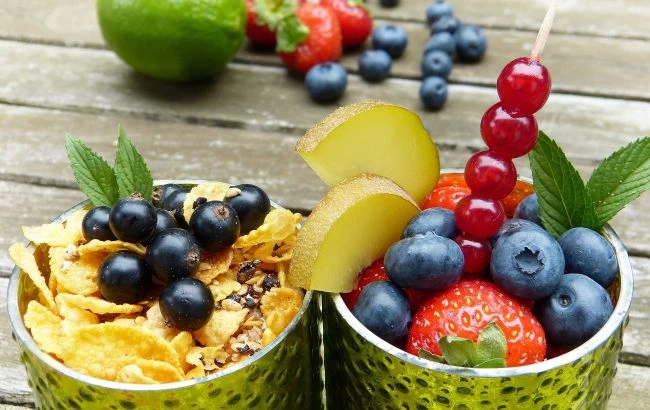 Названа найкорисніша лісова ягода, яка допоможе вашому зору