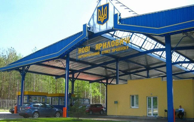 Пасажиропотік на кордоні з Білоруссю впав на 15%