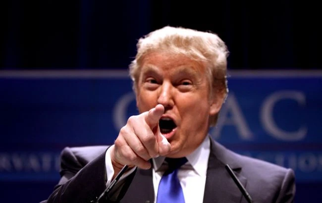 Трамп вперше після повернення з лікарні вийшов на публіку