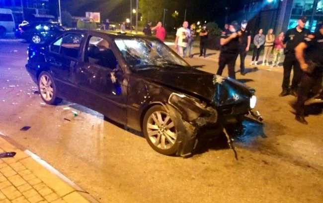 У Чорногорії авто в'їхало у натовп святкуючих перемогу опозиції на виборах
