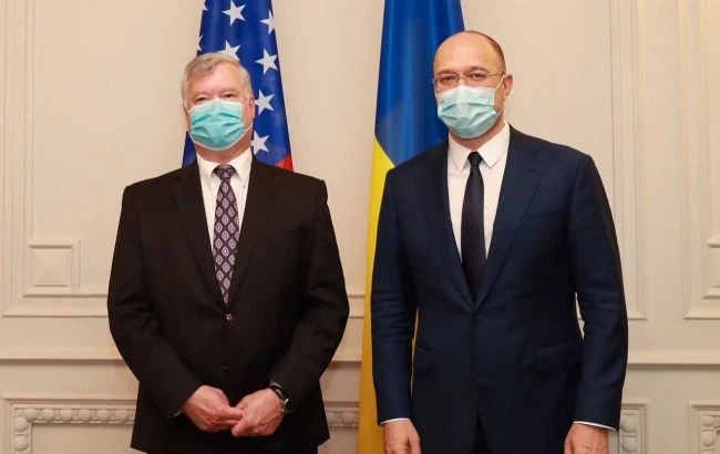 Заступник Помпео провів зустрічі з членами Кабміну: що обговорили