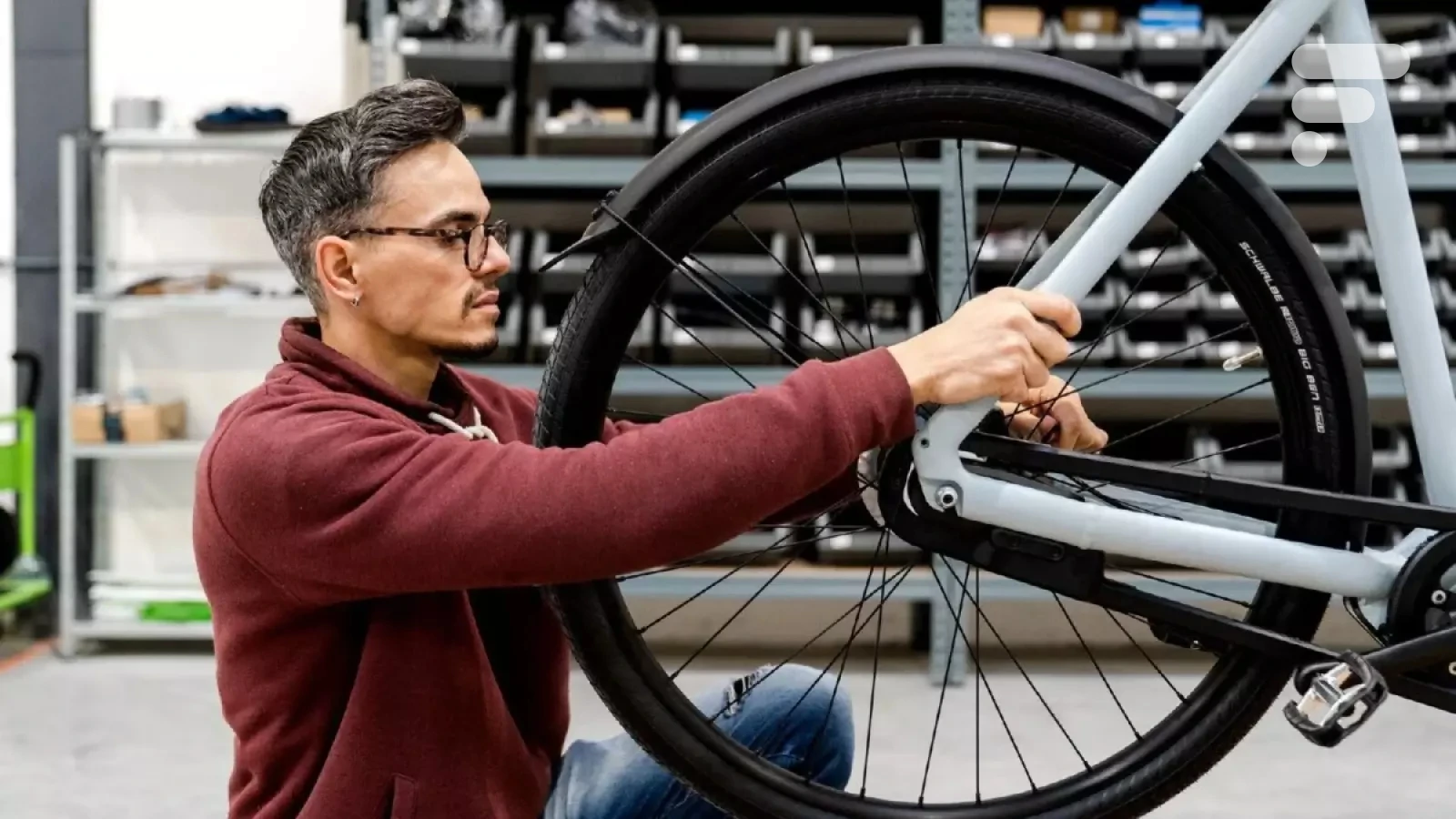 Les vélos électriques reconditionnés ont explosé en France, et ils sont plus récents que vous ne le pensez