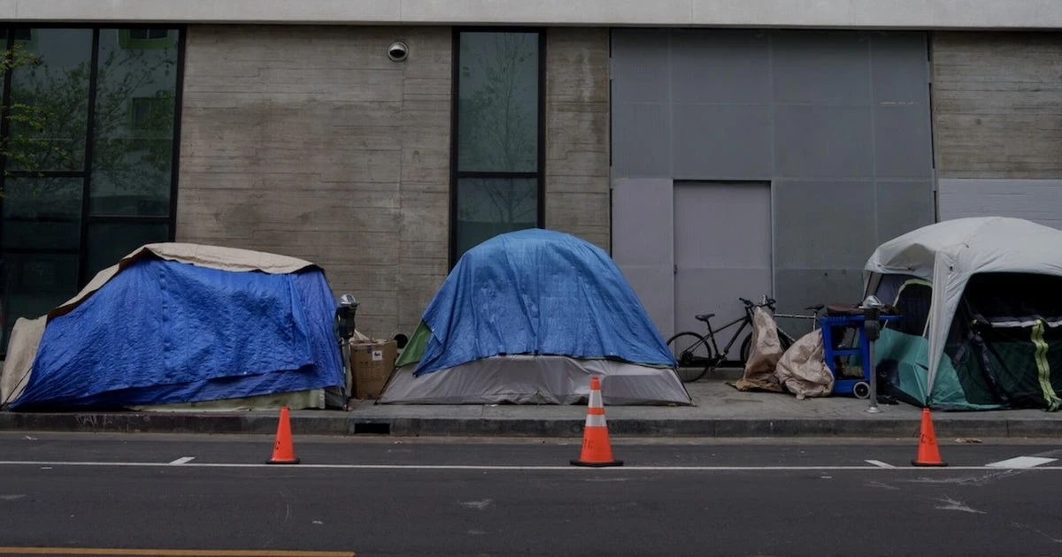 Author highlights working Americans who are still homeless