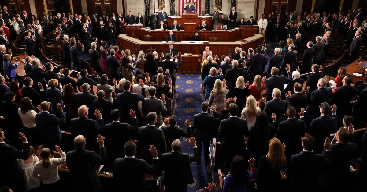 Federal government scores lowest for public trust in new poll