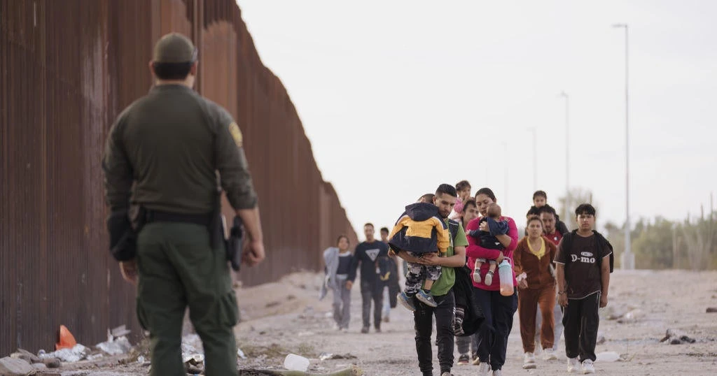 Arizonans to decide whether to make border crossing by noncitizens a state crime