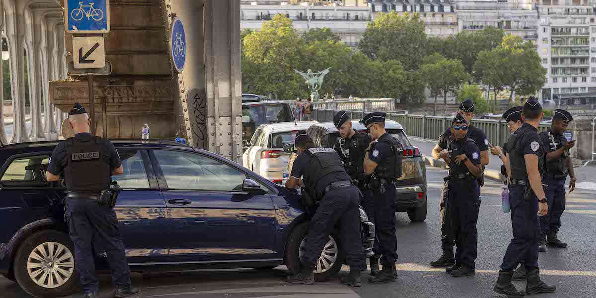 L’applicazione senza precedenti di misure restrittive in Francia, in vista delle OlimpiadiLe stesse che furono introdotte dopo gli attentati di Parigi del 2015, e il cui ricorso oggi sembra essere eccessivo