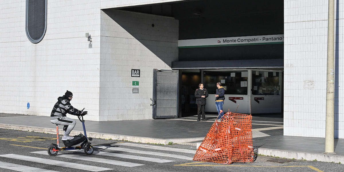 Nella metro C di Roma ancora non c’è la copertura telefonicaÈ un problema soprattutto per la sicurezza, perché serve anche a far funzionare i sistemi di videosorveglianza