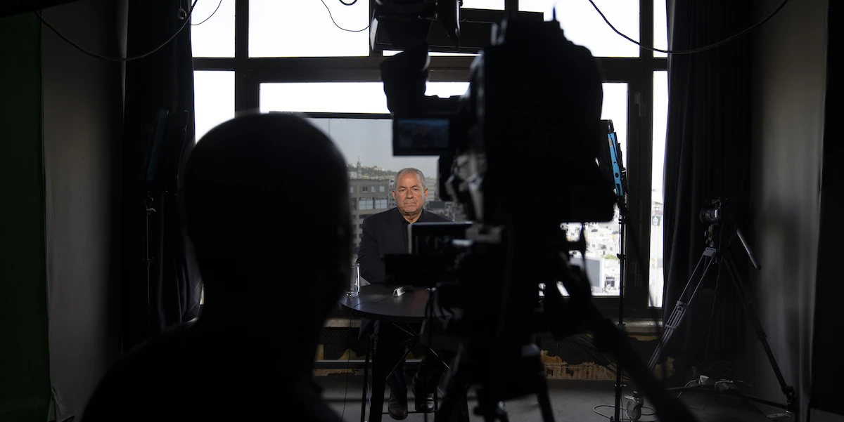 Il governo israeliano ha ordinato l’irruzione delle forze dell’ordine negli studi di Al Jazeera a Nazareth