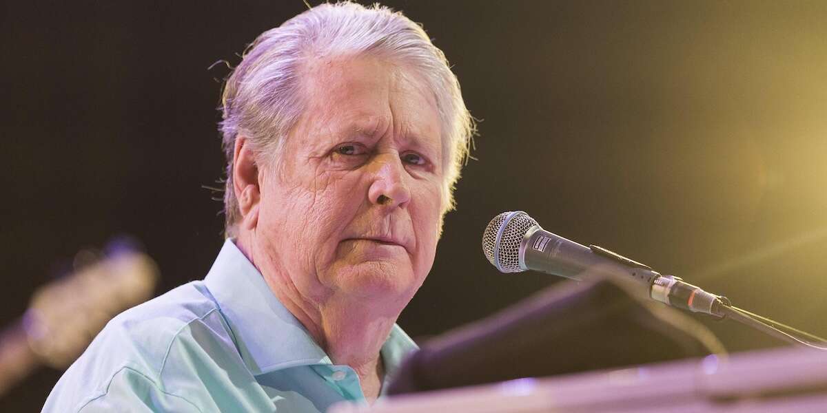 Brian Wilson, fondatore e cantante dei Beach Boys, è stato messo sotto tutela legale per via dei suoi problemi di salute