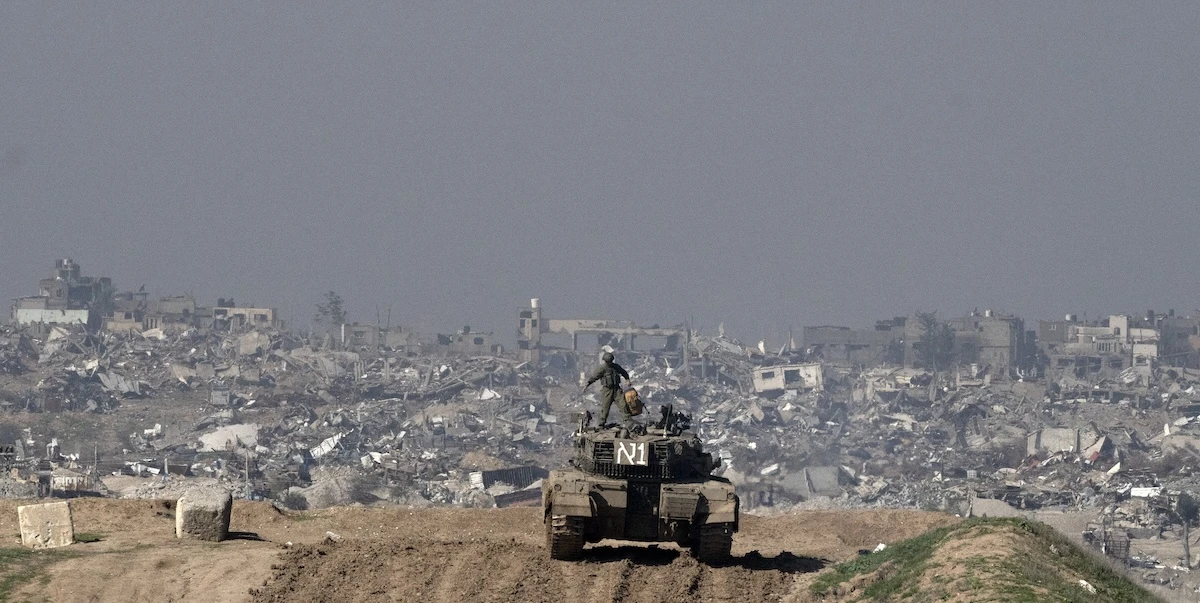 Gli Stati Uniti hanno sospeso l’invio di armi a IsraeleLo hanno detto diversi funzionari statunitensi, citando le preoccupazioni del governo che un nuovo carico di bombe possa essere usato nell'invasione di Rafah