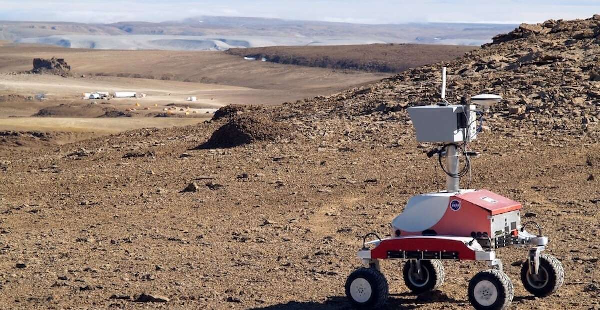 L’isola disabitata più grande del mondoDevon Island si trova nell'Artico canadese ed è particolarmente inospitale, tanto che gli scienziati la usano per simulare l'esplorazione di Marte