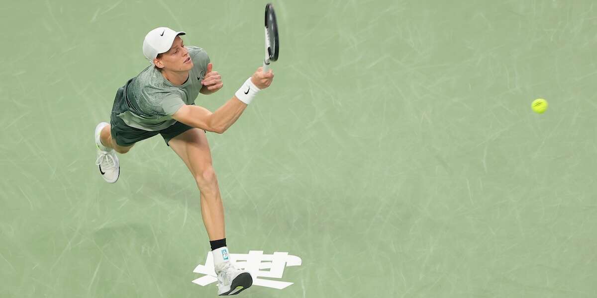 Jannik Sinner ha vinto il torneo Masters 1000 di ShanghaiHa battuto in finale il tennista serbo Novak Djokovic per 2 set a 0 ottenendo il settimo titolo del 2024