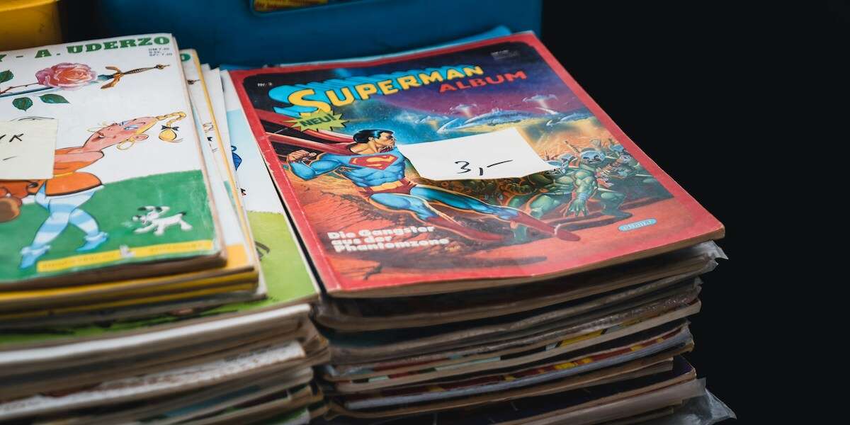 Marvel e DC Comics non possiedono più la parola “supereroe”L'avevano registrata negli scorsi decenni, ma una sentenza dell'ufficio statunitense che si occupa di marchi e brevetti ha stabilito che è di pubblico dominio