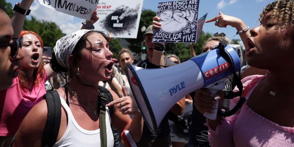 Siamo scarsi a comprendere le persone che non la pensano come noiEppure siamo quasi certi di saper prevedere le loro opinioni, secondo uno studio sulle convinzioni politiche dei partecipanti