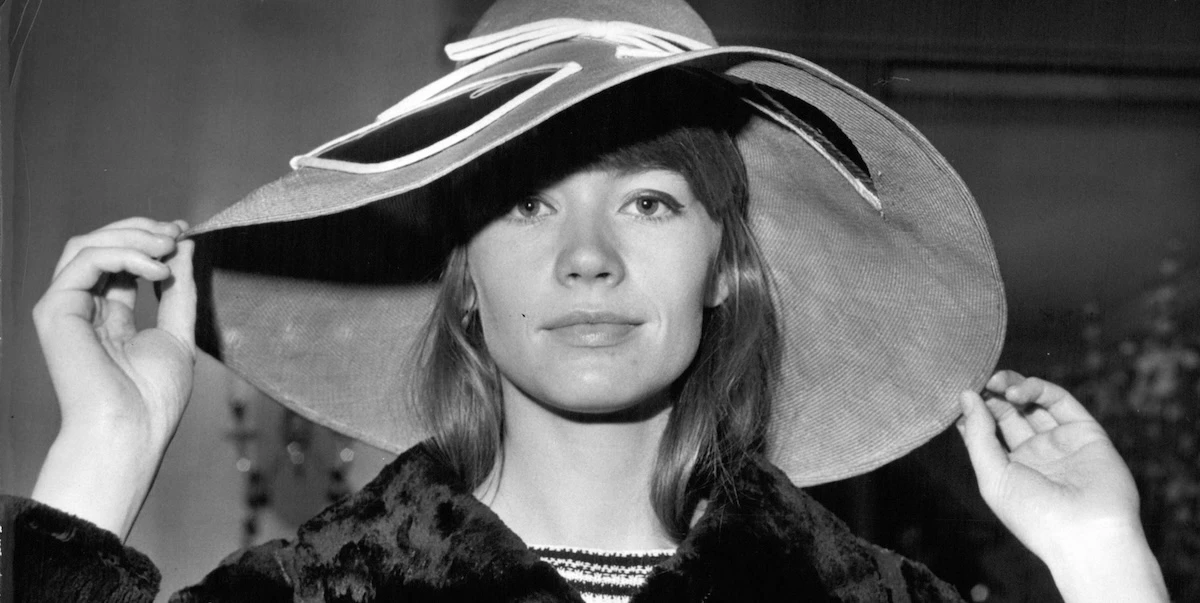 È morta Françoise HardyLa cantante francese aveva 80 anni: divenne famosissima in tutto il mondo a soli 18 anni, con la canzone d'amore 