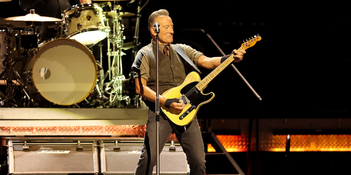 Bruce Springsteen ha annunciato le nuove date dei suoi concerti di Milano: suonerà a San Siro il 30 giugno e il 3 luglio del 2025