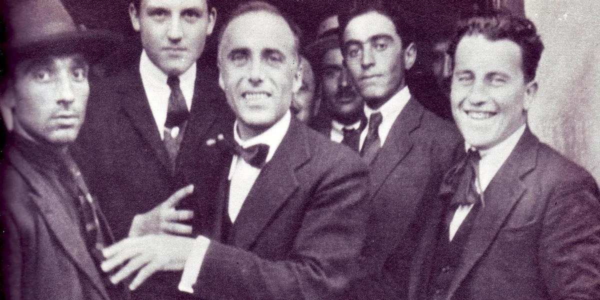 Prima di essere ucciso, Giacomo Matteotti venne anche molto diffamatoDai fascisti ovviamente, responsabili dell'omicidio del deputato socialista un secolo fa, ma anche da altri avversari politici, cattolici e comunisti