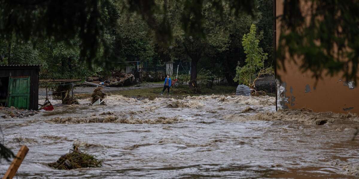 Perché la tempesta Boris sta facendo così tanti danni in Europa centraleAlmeno 15 persone sono morte in Romania, Repubblica Ceca, Polonia e Austria, a causa delle alluvioni provocate da una combinazione di fenomeni atmosferici diversi