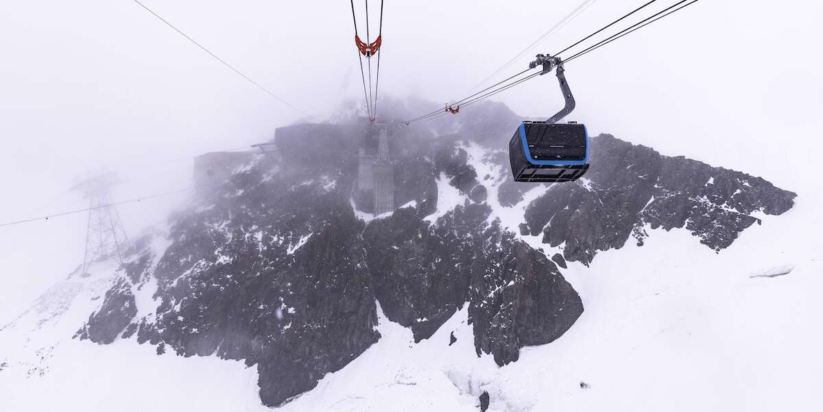 Il confine tra Svizzera e Italia sarà spostato a causa della fusione dei ghiacciai alpiniLe modifiche sono una tangibile conseguenza del riscaldamento globale, interessano l'area del Plateau Rosa e hanno richiesto anni di confronti e trattative