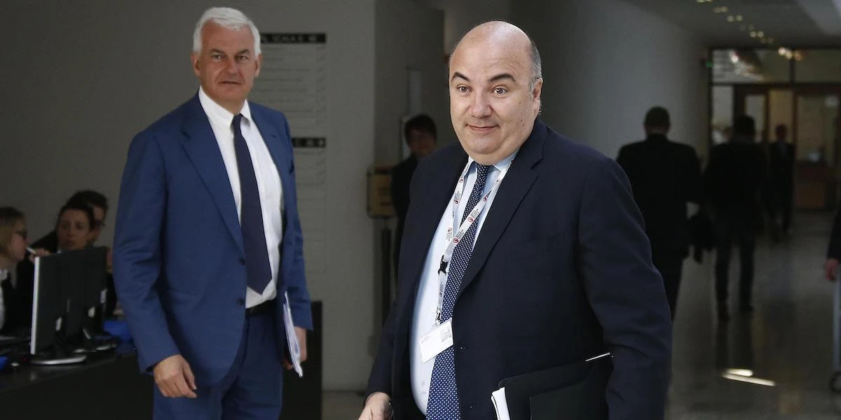 Alessandro Profumo e Fabrizio Viola, ex presidente ed ex amministratore delegato della banca Monte dei Paschi di Siena, sono stati assolti in appello dalle accuse di false comunicazioni sociali e aggiotaggio