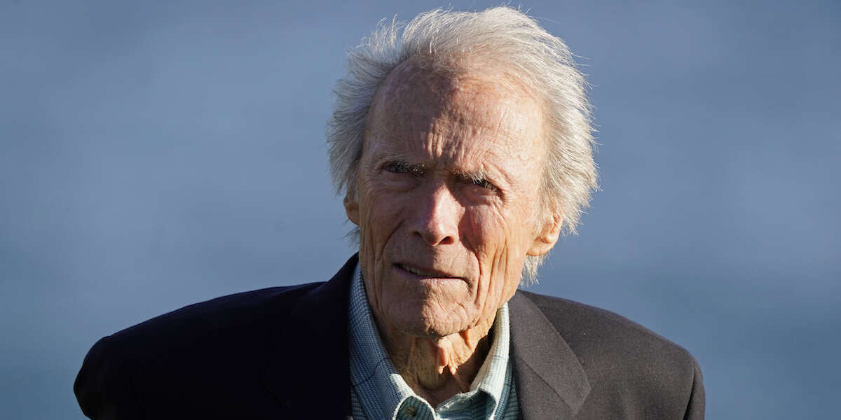 A 94 anni Clint Eastwood fa ancora filmNonostante si parli di un suo ritiro da molto tempo è appena uscito “Giurato numero 2”, il suo nuovo film: e non è detto sia l'ultimo