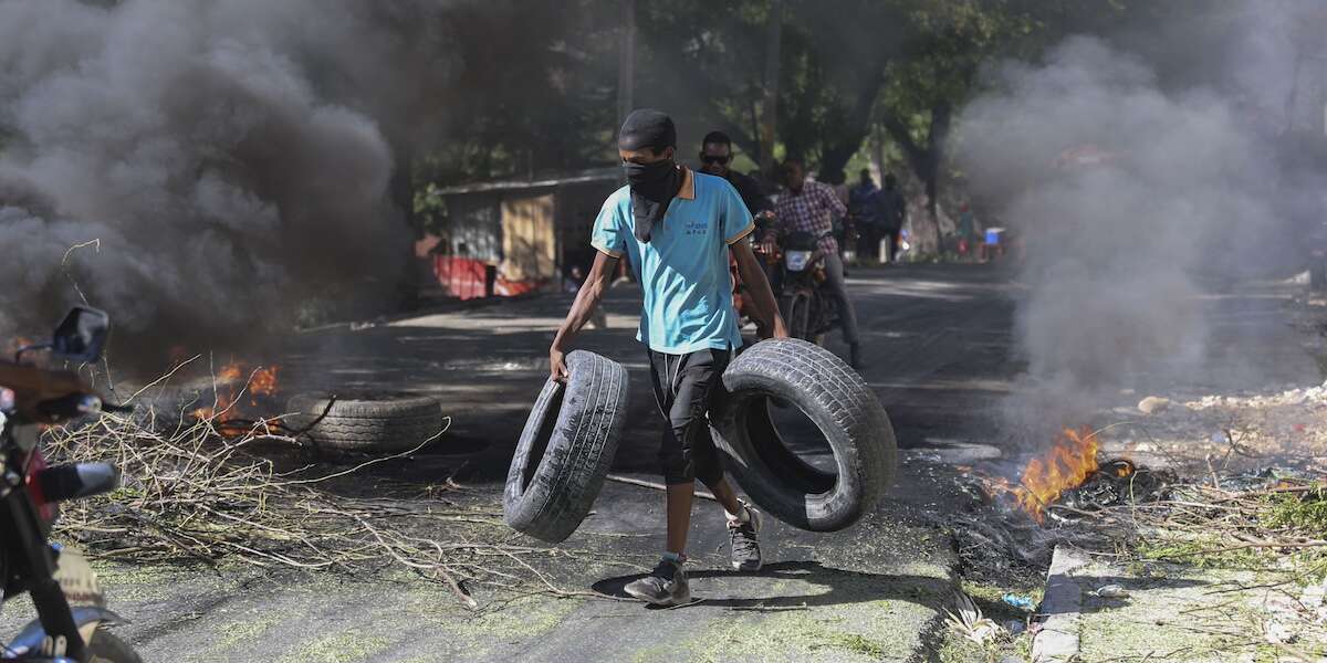 Da Haiti se ne sta andando anche l’ONUMolti operatori stanno lasciando la capitale Port-au-Prince, dove è diventato impossibile lavorare a causa delle violenze delle bande criminali