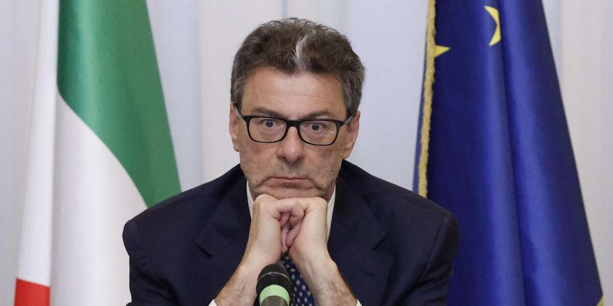 Giancarlo Giorgetti contro anni di propaganda della destra sull’economiaÈ stato criticato da diversi membri della sua maggioranza per una legge di bilancio cauta, e presentandola in parlamento si è tolto qualche sassolino