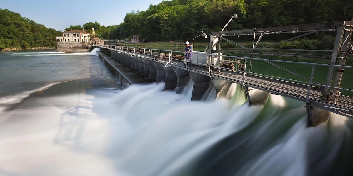 Le centrali idroelettriche devono oltre 100 milioni di euro alla Lombardia