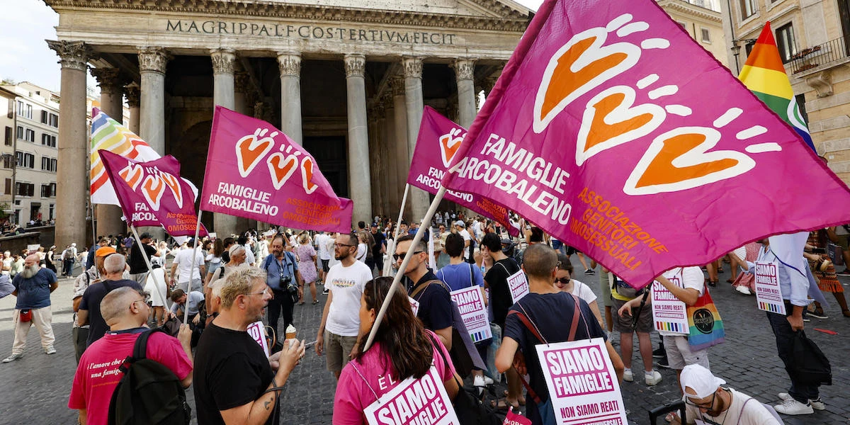 C’è una novità sul caso dei figli di coppie omogenitoriali a Padova