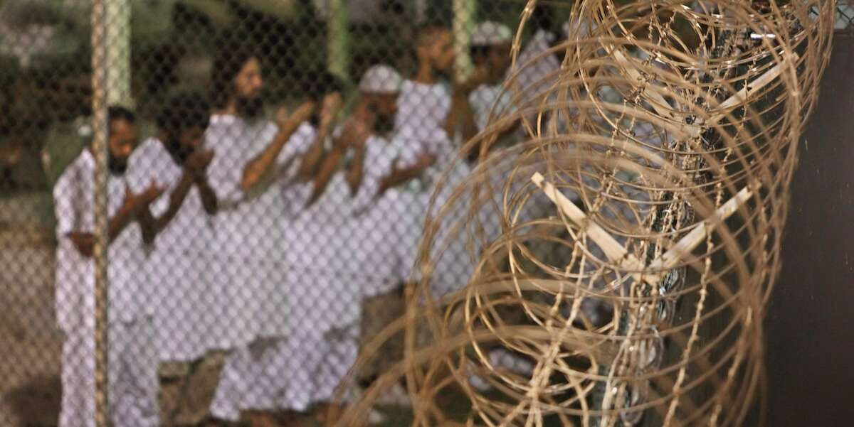 Gli Stati Uniti hanno liberato un uomo detenuto a Guantanamo da quando il carcere fu apertoRidah Bin Saleh al-Yazidi era incarcerato dal 2002, senza che che nei suoi confronti fosse mai stata formalizzata alcuna accusa