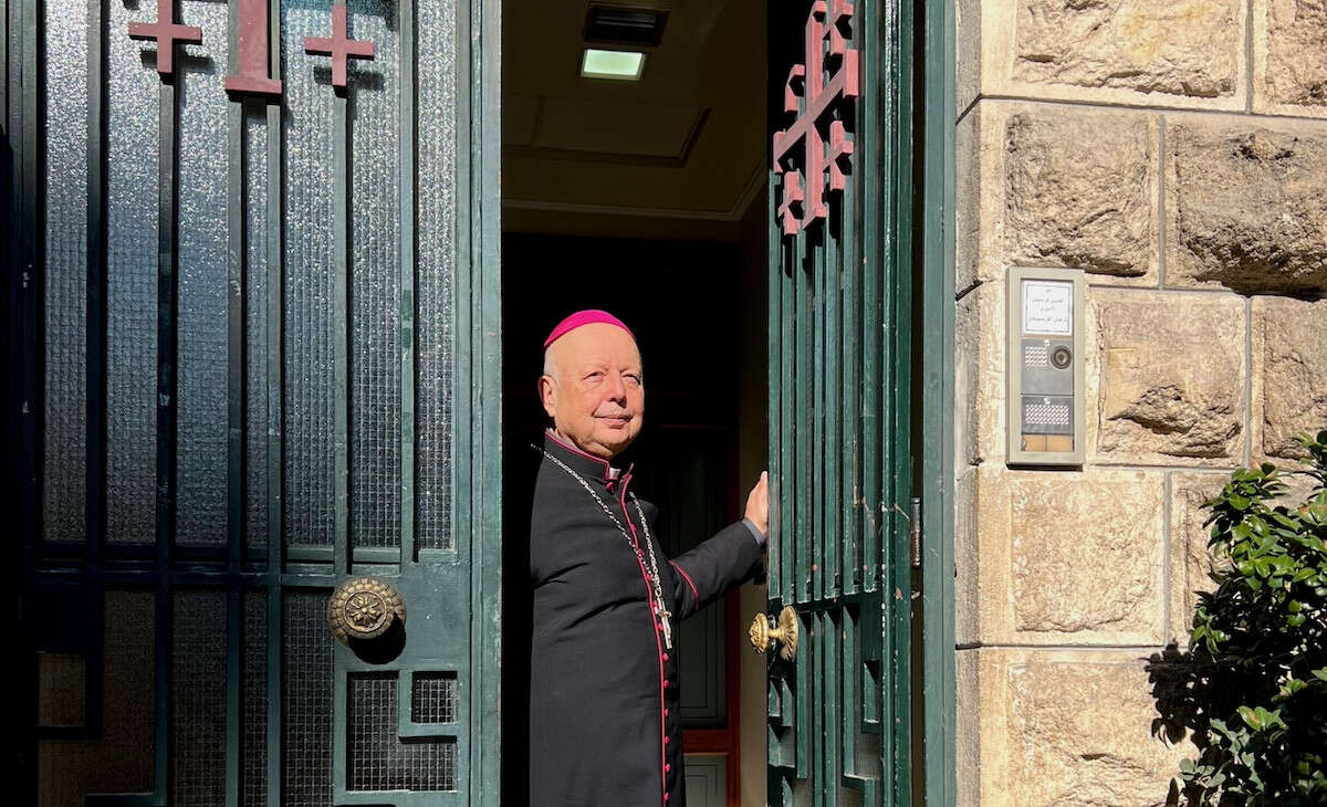 Il vescovo dei cattolici in Siria ha fiducia in Mohammed al JolaniLo ha raccontato in un incontro ad Aleppo, nel nord della Siria, ricostruendo gli inaspettati sviluppi avvenuti tra i due negli ultimi anni