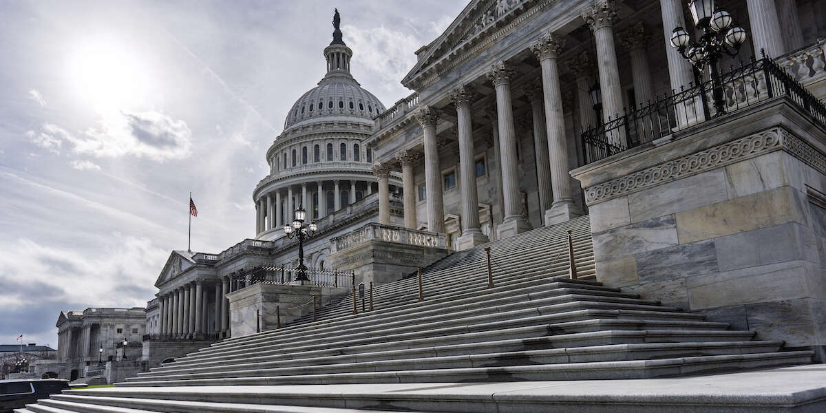 I giornali americani scrivono che i Repubblicani della Camera hanno raggiunto un accordo per evitare lo “shutdown”