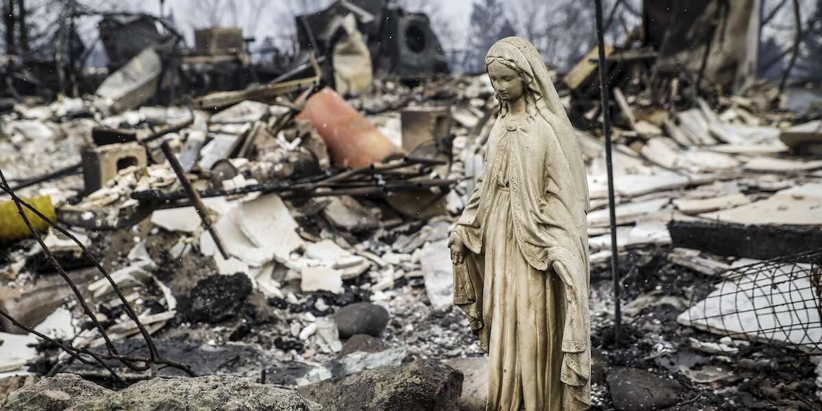 Cos’è questa benedetta Immacolata ConcezioneRiguarda la redenzione di Maria dal peccato originale fin dalla sua nascita, non il concepimento di Gesù: e si festeggia oggi