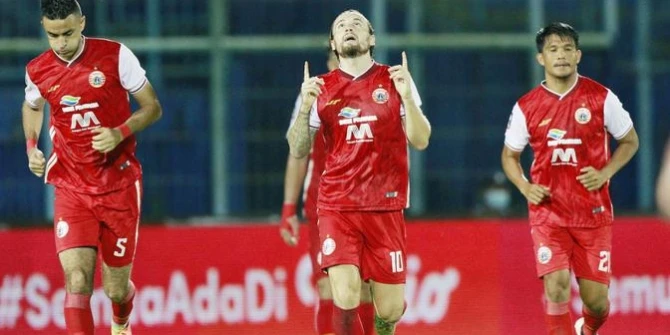 Jumlah Follower Instagram Marc Klok Terjun Bebas, Imbas Meninggalkan Persija?