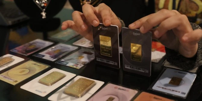 Harga Emas Antam di Akhir Pekan Dibuka Tak Berubah di Rp 920.000 per Gram