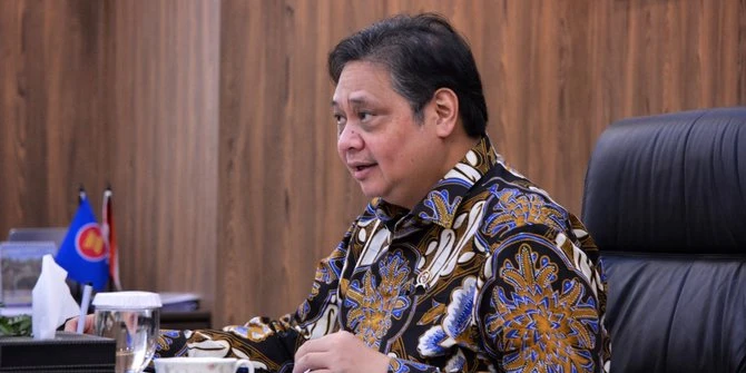 Kasus Covid-19 Meningkat, Masyarakat Dilarang Makan di Tempat Hajatan