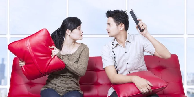 Curiga dan Bongkar Mobil Temukan Barang Tak Terduga, Istri Kesal 'Liciknya Suamiku'