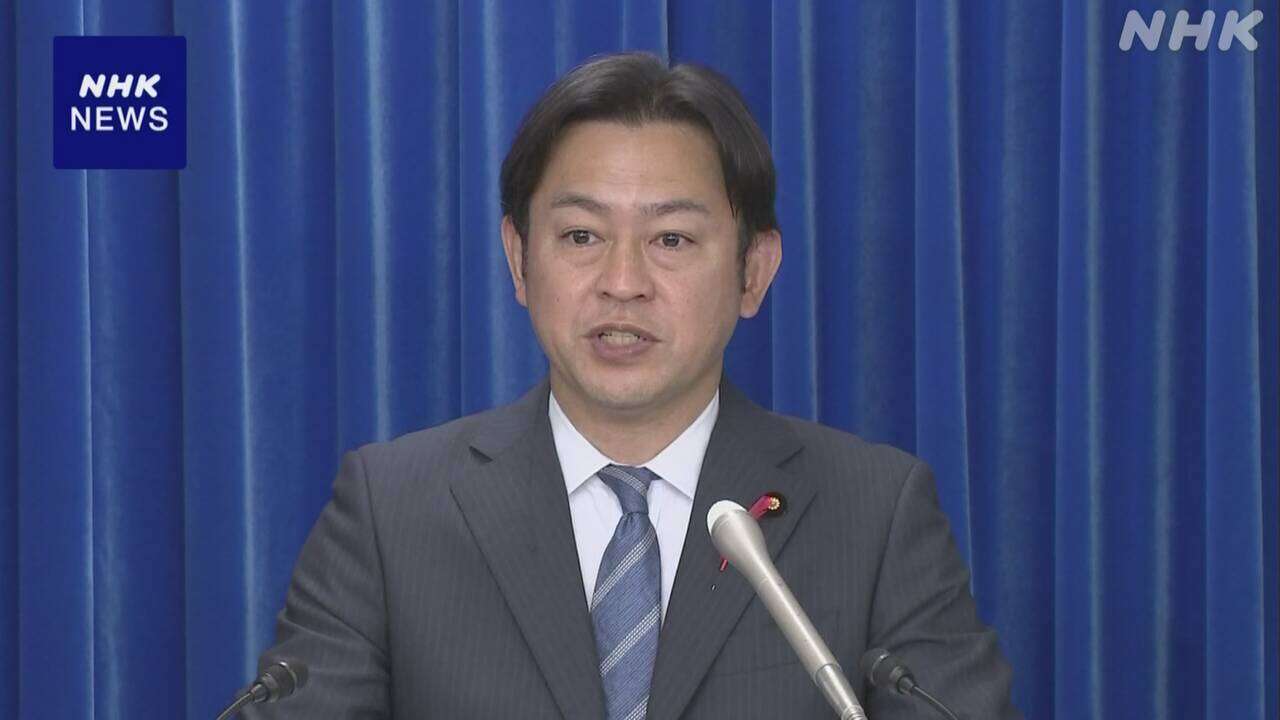 福岡厚労相 健康保険証を新規発行停止する政府方針は堅持